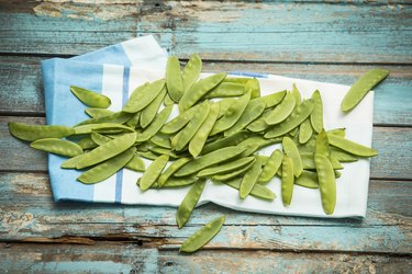 Vitamin C-rich Snow peas on cloth